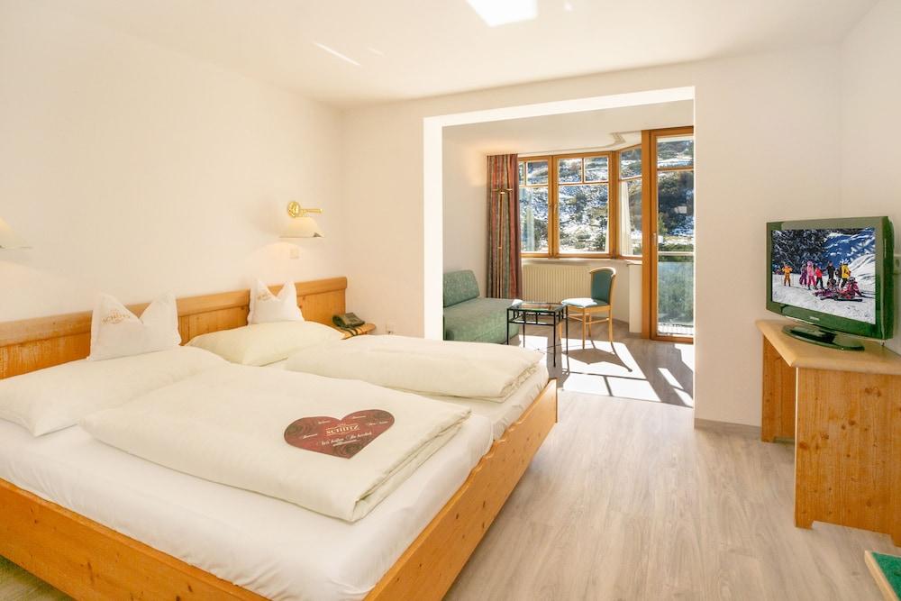 Schuetz Hotel Obertauern Buitenkant foto