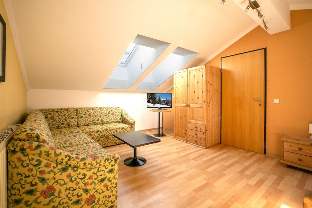 Schuetz Hotel Obertauern Buitenkant foto