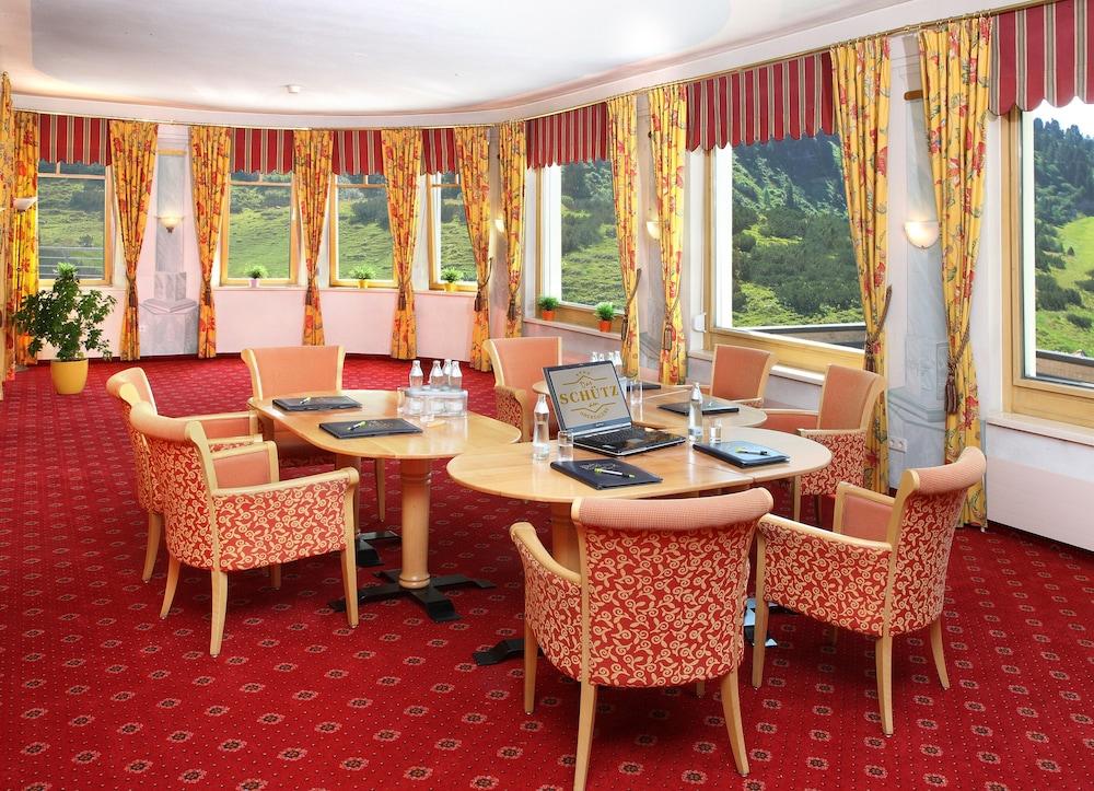 Schuetz Hotel Obertauern Buitenkant foto